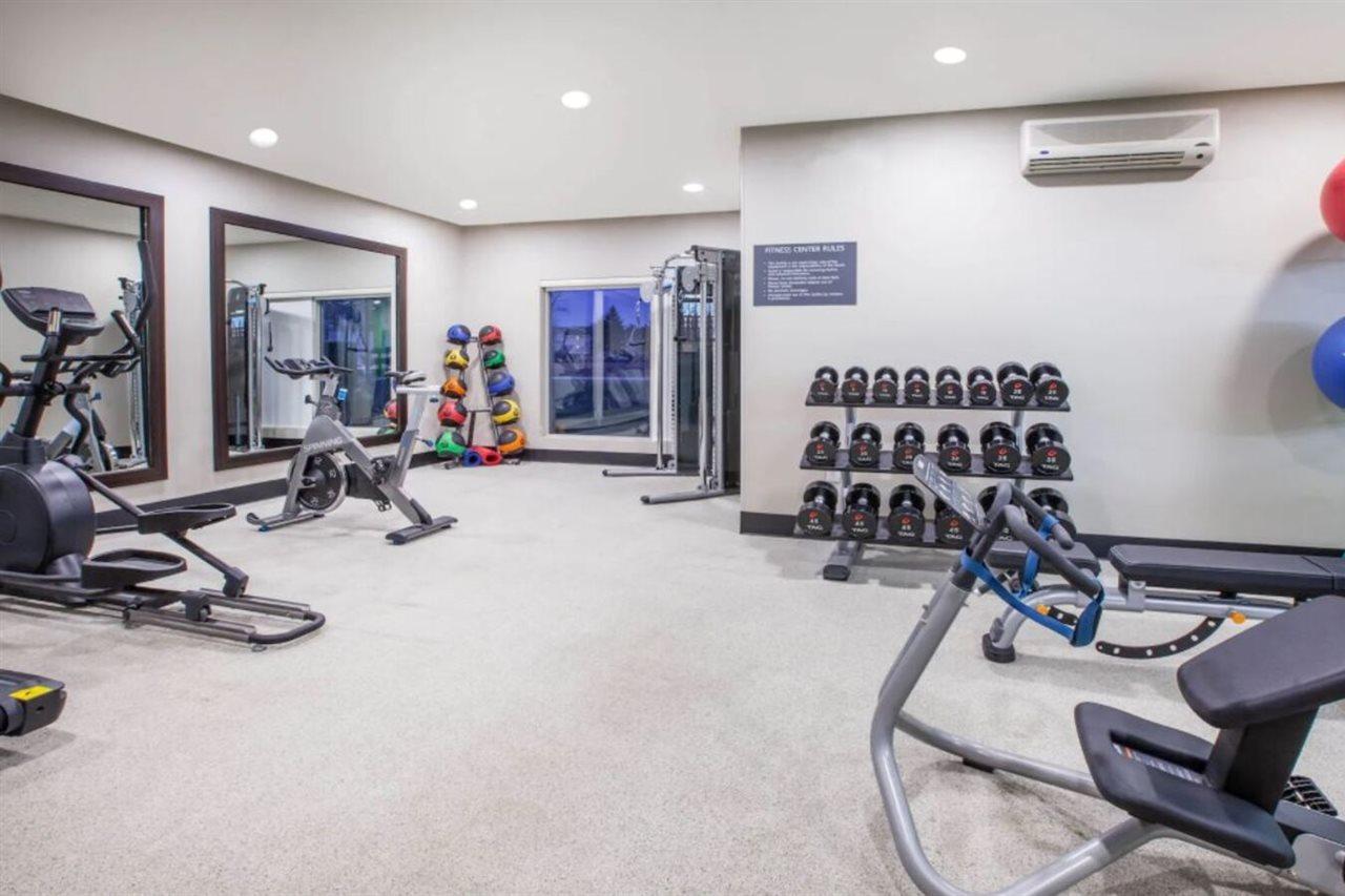 La Quinta Inn And Suites By Wyndham Elkhart Ngoại thất bức ảnh