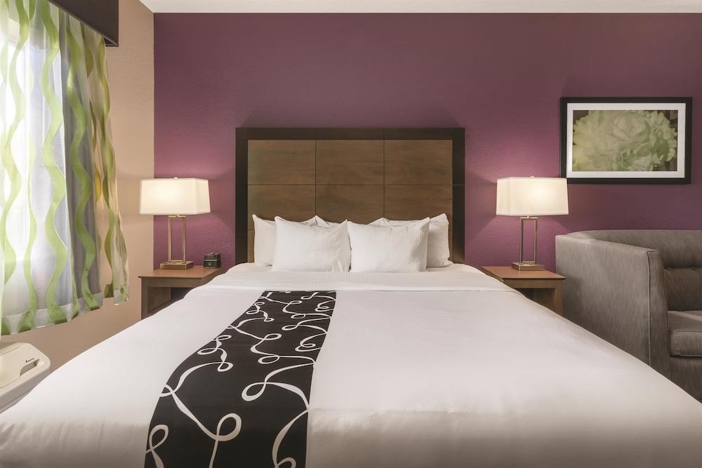 La Quinta Inn And Suites By Wyndham Elkhart Ngoại thất bức ảnh