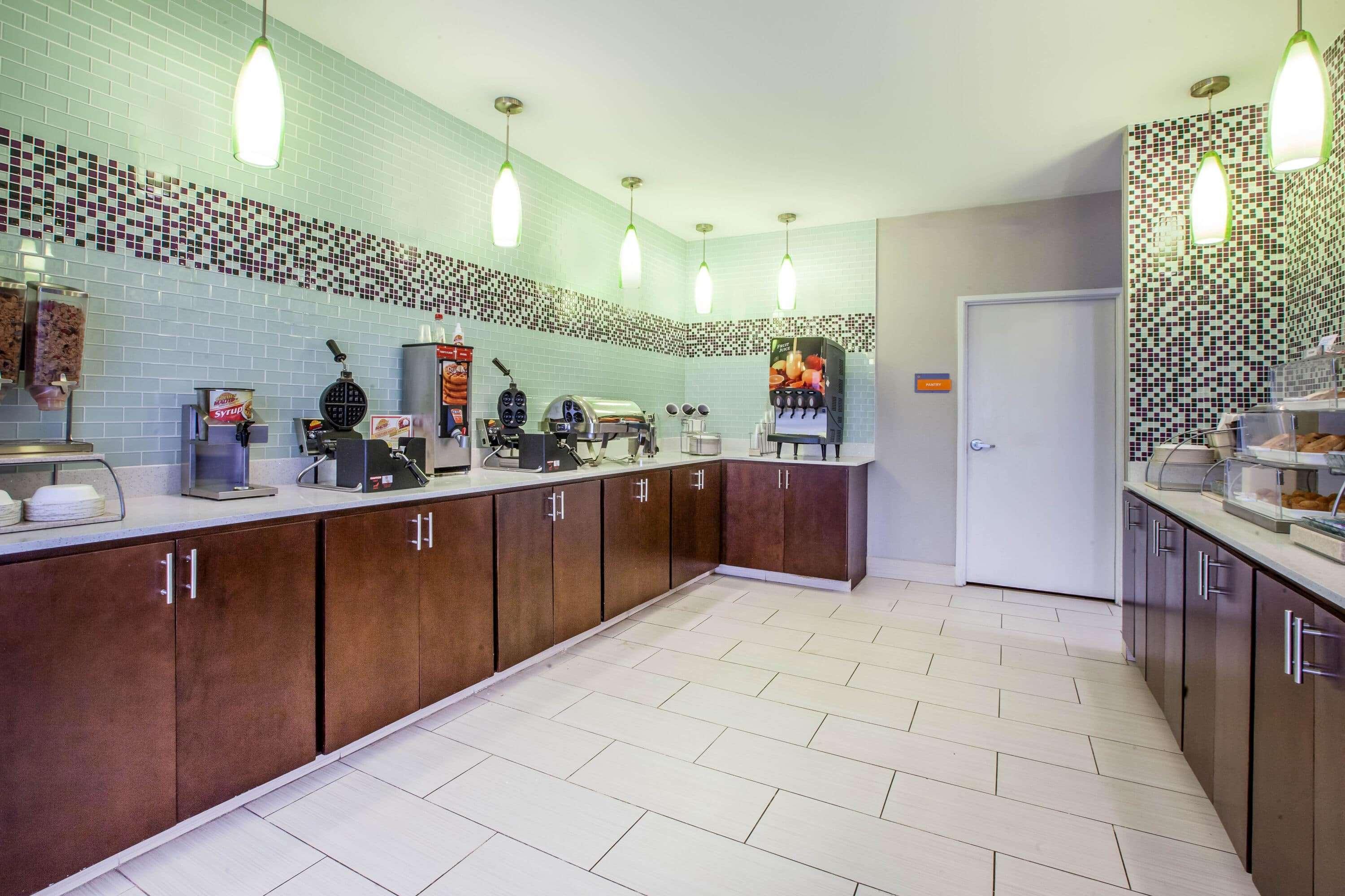La Quinta Inn And Suites By Wyndham Elkhart Ngoại thất bức ảnh