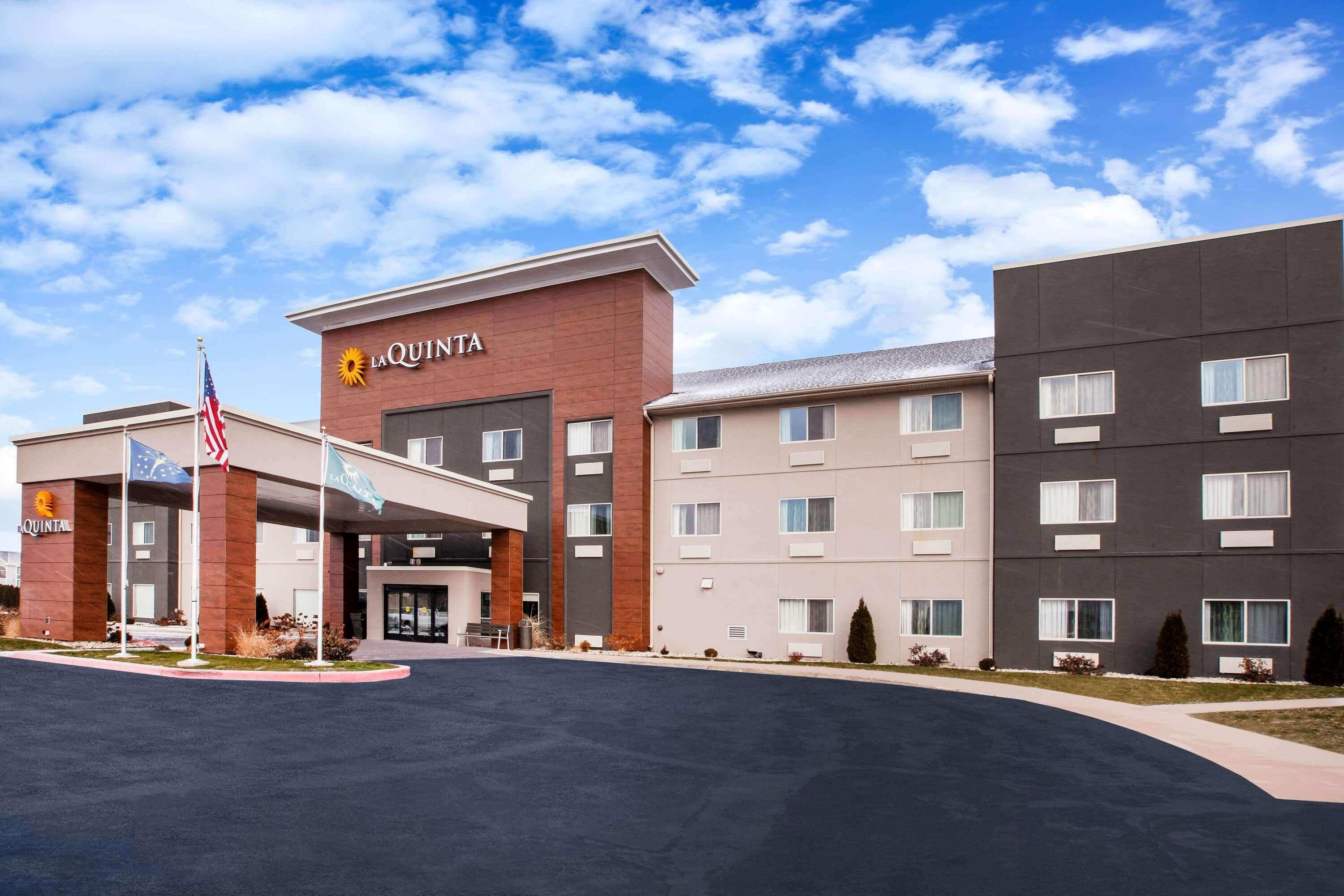 La Quinta Inn And Suites By Wyndham Elkhart Ngoại thất bức ảnh