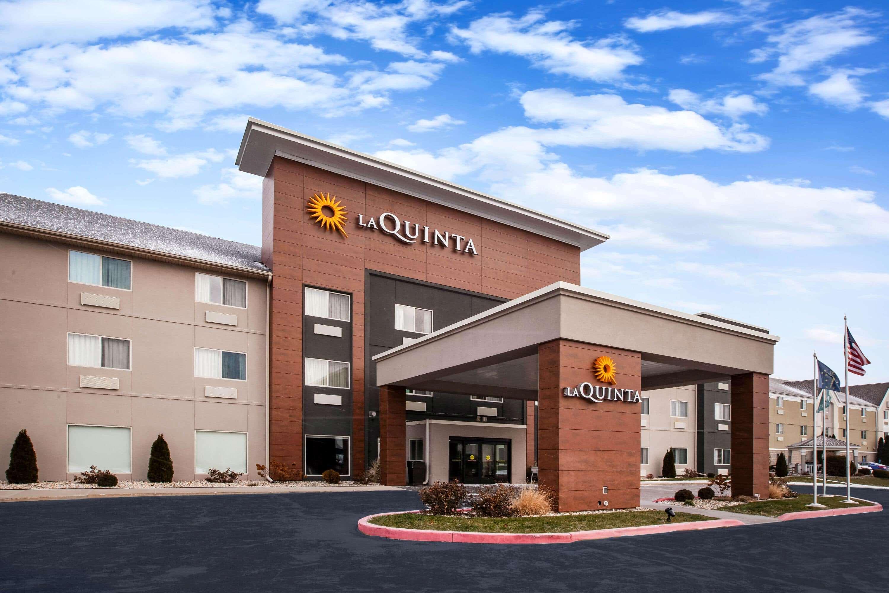 La Quinta Inn And Suites By Wyndham Elkhart Ngoại thất bức ảnh