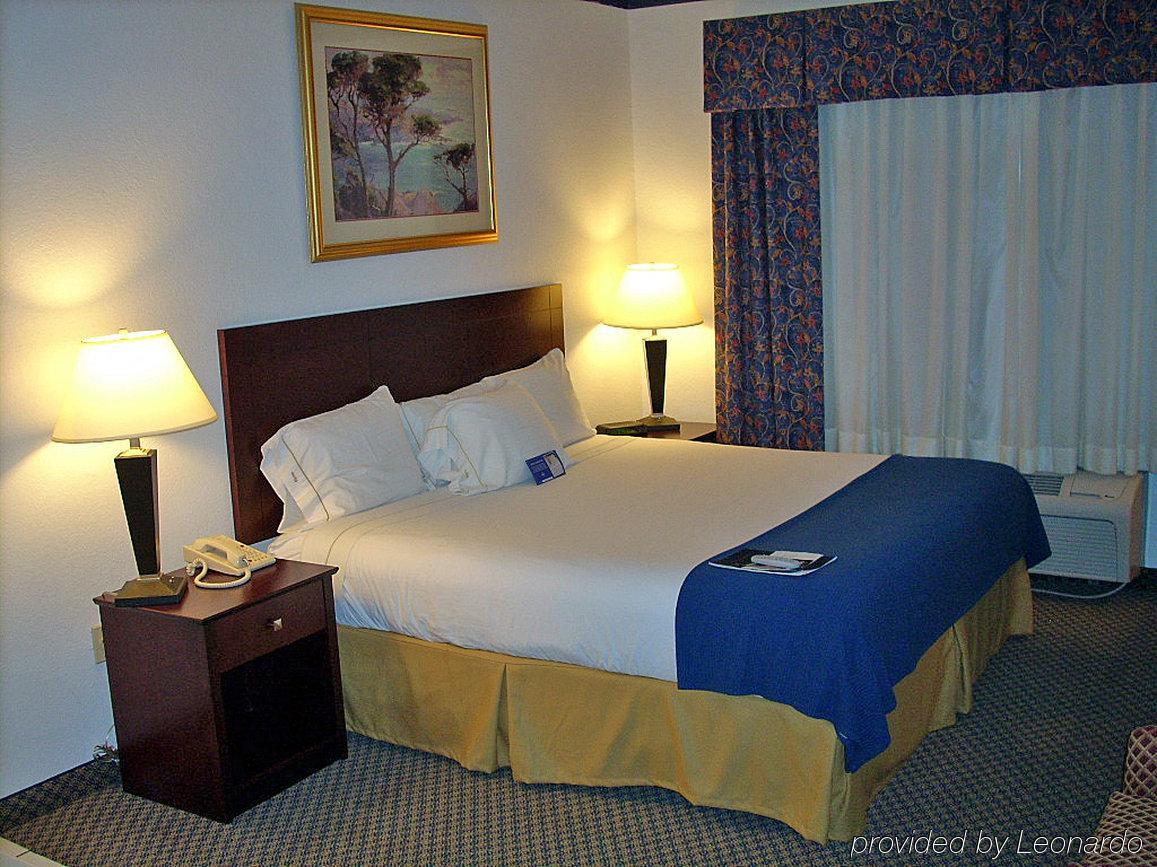 La Quinta Inn And Suites By Wyndham Elkhart Ngoại thất bức ảnh