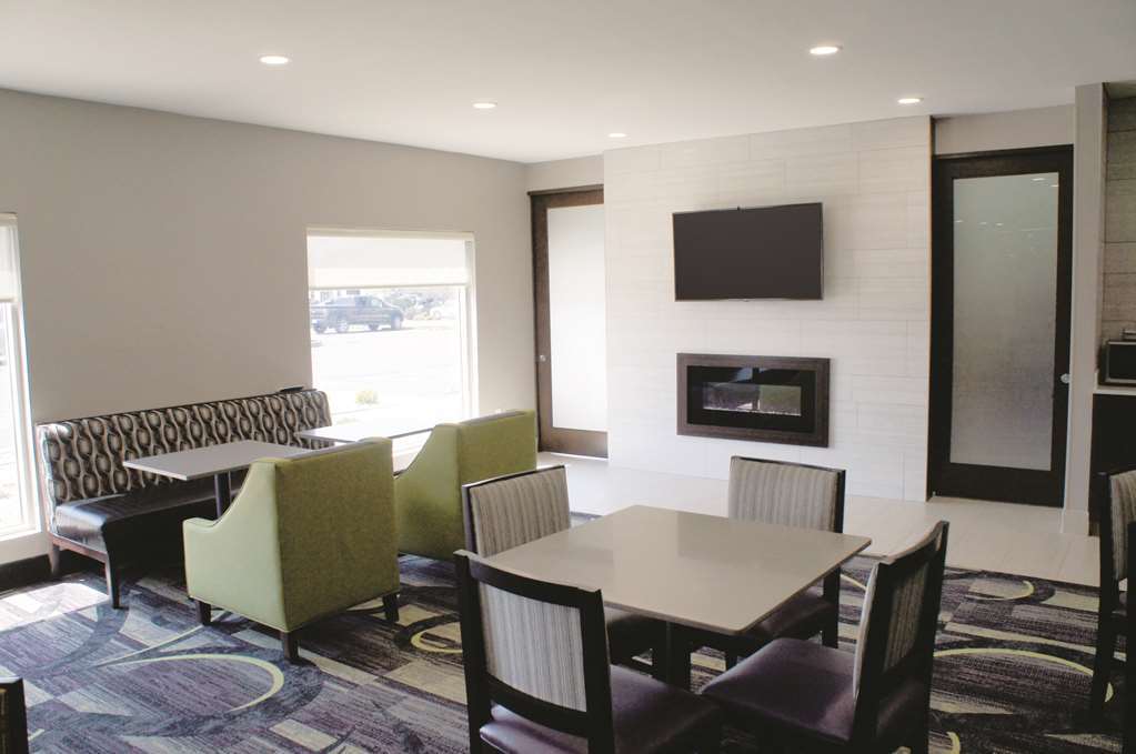 La Quinta Inn And Suites By Wyndham Elkhart Nhà hàng bức ảnh